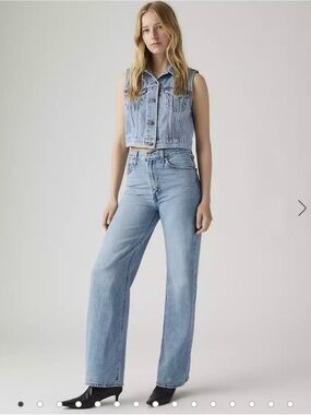 Levi’s Ribcage Wide Leg Jeans